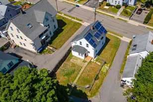 38 Cottage St, Leominster, MA 01453 - Photo 32