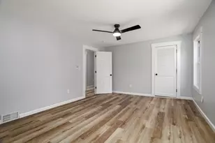 38 Cottage St, Leominster, MA 01453 - Photo 20