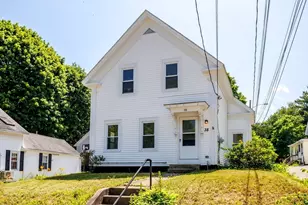 38 Cottage St, Leominster, MA 01453 - Photo 2