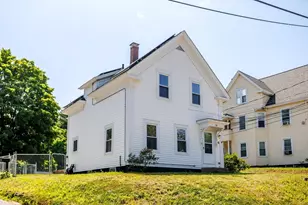 38 Cottage St, Leominster, MA 01453 - Photo 2
