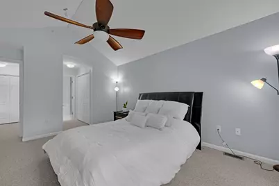 27 Robert Cir #27, Grafton, MA 01536 - Photo 24