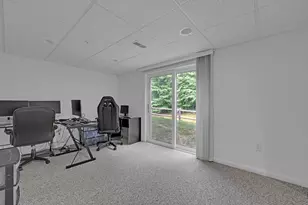 27 Robert Cir, Grafton, MA 01536 - Photo 30