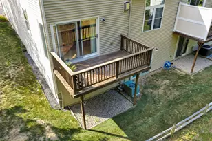 27 Robert Cir, Grafton, MA 01536 - Photo 34