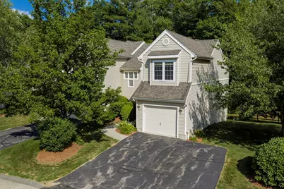 27 Robert Cir #27, Grafton, MA 01536 - Photo 2