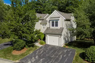 27 Robert Cir, Grafton, MA 01536 - Photo 2