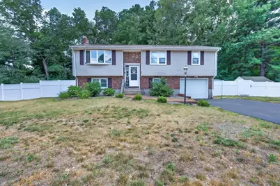 27 Mary Kennedy Dr, North Attleboro, MA 02760 - Photo 2