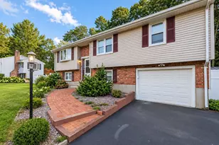 27 Mary Kennedy Dr, North Attleboro, MA 02760 - Photo 2