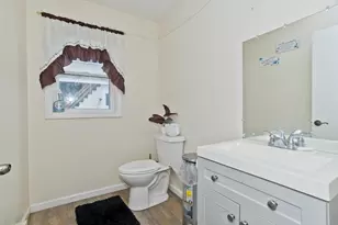 175 Bloomfield St, Springfield, MA 01108 - Photo 8