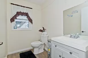 175 Bloomfield St, Springfield, MA 01108 - Photo 8