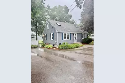 353 Plain St, Millis, MA 02054 - Photo 2