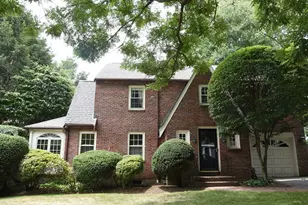 20 Shaw Rd, Wellesley, MA 02481 - Photo 2
