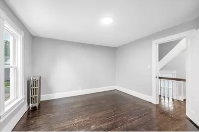 15 Myrtle Ave, Holyoke, MA 01040 - Photo 20