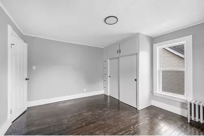 15 Myrtle Ave, Holyoke, MA 01040 - Photo 26