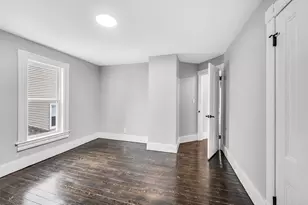 15 Myrtle Ave, Holyoke, MA 01040 - Photo 24