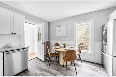 15 Myrtle Ave, Holyoke, MA 01040 - Photo 12