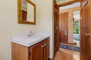 6 Meadow Ln, Haverhill, MA 01830 - Photo 10
