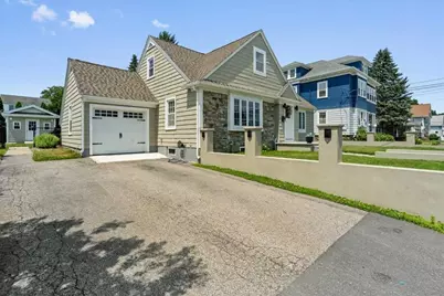 474 Burncoat St #474, Worcester, MA 01606 - Photo 2