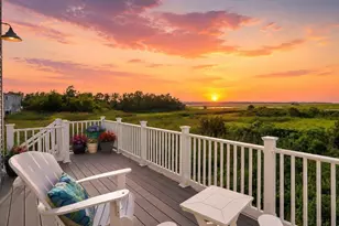 233 Beach Rd, Salisbury, MA 01952 - Photo 2