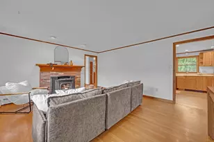 20 Brentwood Dr, Dudley, MA 01571 - Photo 12
