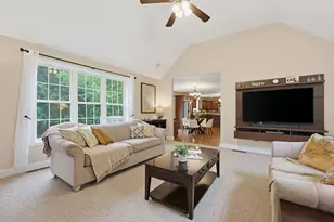 90 Huntsbridge Rd, North Attleboro, MA 02760 - Photo 6