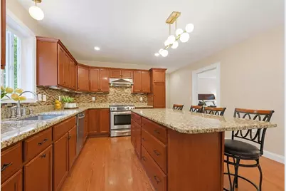 90 Huntsbridge Rd, North Attleboro, MA 02760 - Photo 10