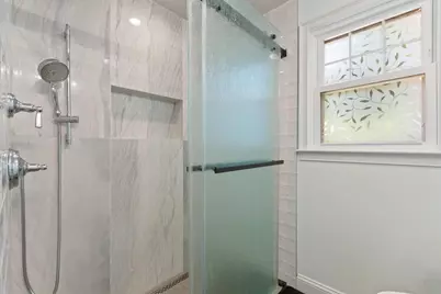 49 Lakeview Ave, Waltham, MA 02451 - Photo 18