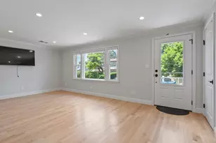 49 Lakeview Ave, Waltham, MA 02451 - Photo 6