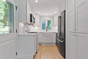 49 Lakeview Ave, Waltham, MA 02451 - Photo 4