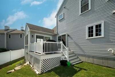 81 Meredith Way, Weymouth, MA 02189 - Photo 6