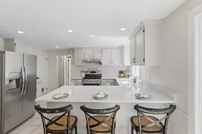 84 South St, Shrewsbury, MA 01545 - Photo 12