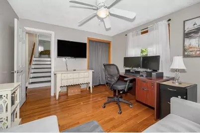 6 Surrey Rd, Woburn, MA 01801 - Photo 16