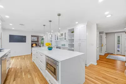 106 Colonial Drive, Andover, MA 01810 - Photo 10