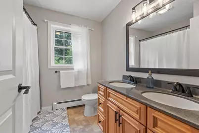 365 Benjamin St, Winchendon, MA 01475 - Photo 32
