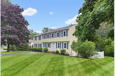 4 Cormier Cir, Milford, MA 01757 - Photo 2