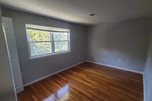 174 Pine St, Holbrook, MA 02343 - Photo 8