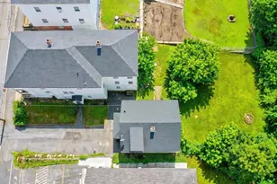 214 High St, Webster, MA 01570 - Photo 2