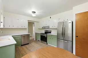98 N Rd, Monroe, MA 01350 - Photo 18