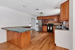 47 Tanglewood Dr, Scituate, MA 02066 - Photo 8
