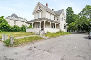 173 Branch St, Lowell, MA 01851 - Photo 1