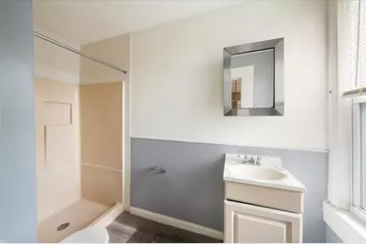 173 Branch Street, Lowell, MA 01851 - Photo 12