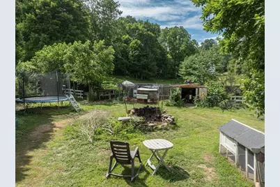 17 Elm St, Monson, MA 01057 - Photo 32