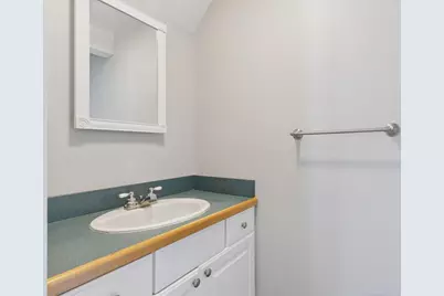 44 West Walnut #B, Milford, MA 01757 - Photo 18