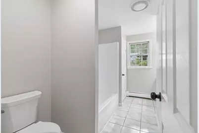 44 West Walnut #B, Milford, MA 01757 - Photo 8