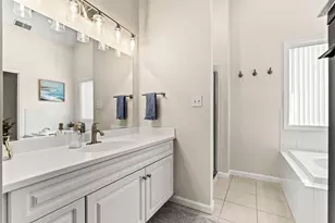 42 Cavendish Cir, Salem, MA 01970 - Photo 22