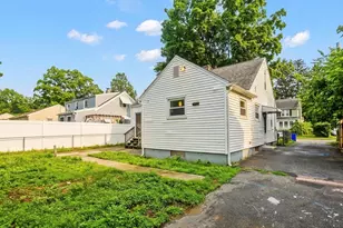 102 San Miguel St, Springfield, MA 01104 - Photo 34
