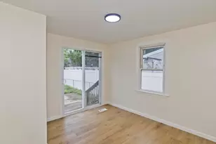102 San Miguel St, Springfield, MA 01104 - Photo 18