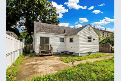 102 San Miguel St, Springfield, MA 01104 - Photo 36