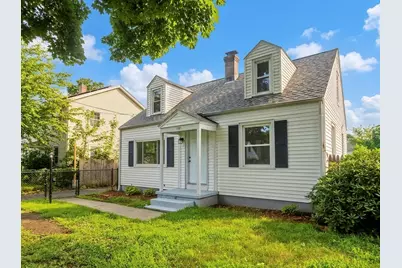 102 San Miguel St, Springfield, MA 01104 - Photo 2