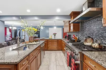 73 Wareham St, Middleborough, MA 02346 - Photo 8