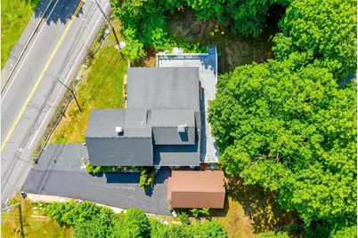 73 Wareham St, Middleborough, MA 02346 - Photo 2